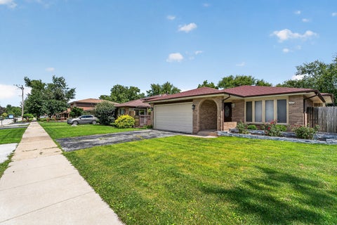 Tiny photo for 14631 Knox Avenue, Midlothian, IL 60445 (MLS # 12732898)