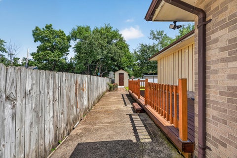 Tiny photo for 14631 Knox Avenue, Midlothian, IL 60445 (MLS # 12732898)