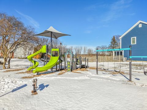 Tiny photo for 4210 N Walnut Avenue, Arlington Heights, IL 60004 (MLS # 12545980)