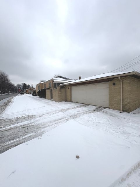 Tiny photo for 8800 S Merrill Avenue, Chicago, IL 60617 (MLS # 12558601)