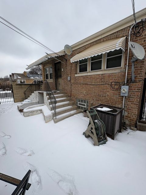 Tiny photo for 8800 S Merrill Avenue, Chicago, IL 60617 (MLS # 12558601)
