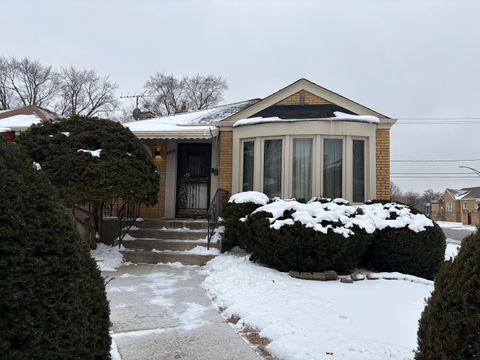 Photo of 8800 S Merrill Avenue, Chicago, IL 60617 (MLS # 12558601)