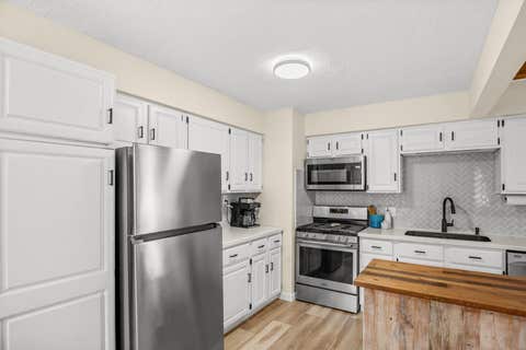 Tiny photo for 1530 Sunrise Drive, DeKalb, IL 60115 (MLS # 12714003)