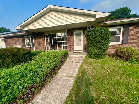 Tiny photo for 128 Laurie Lane, Oswego, IL 60543 (MLS # 12716848)