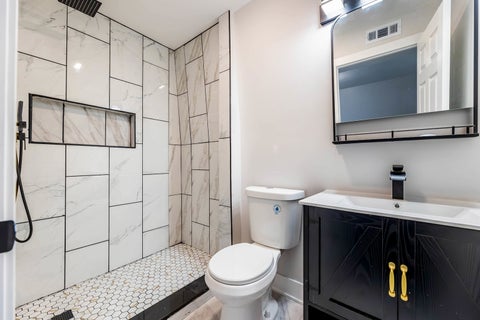 Tiny photo for 7116 S University Avenue, Chicago, IL 60619 (MLS # 12753899)