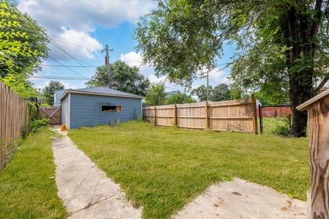 Tiny photo for 7116 S University Avenue, Chicago, IL 60619 (MLS # 12753899)