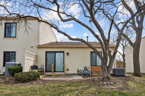 Tiny photo for 1634 Vermont Drive, Elk Grove Village, IL 60007 (MLS # 12630871)