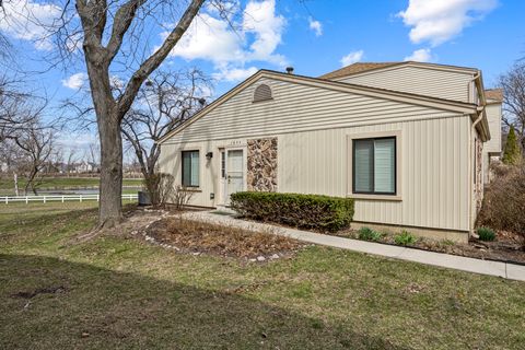 Tiny photo for 1634 Vermont Drive, Elk Grove Village, IL 60007 (MLS # 12630871)