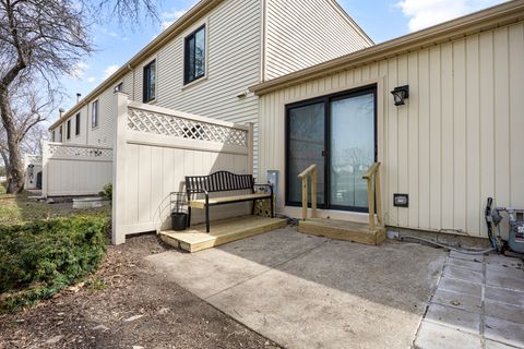 Tiny photo for 1634 Vermont Drive, Elk Grove Village, IL 60007 (MLS # 12630871)