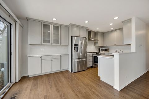 Tiny photo for 1634 Vermont Drive, Elk Grove Village, IL 60007 (MLS # 12630871)