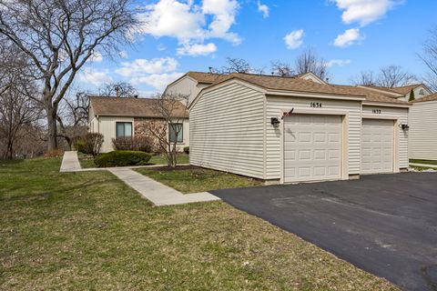 Tiny photo for 1634 Vermont Drive, Elk Grove Village, IL 60007 (MLS # 12630871)