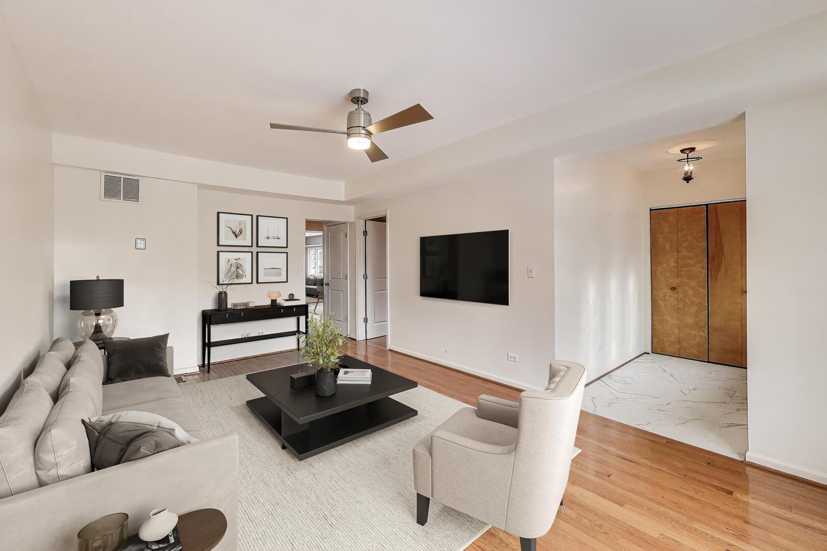 6107 N Nassau Avenue