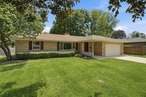 152 Crestwood Drive, East Dundee, IL 60118 - #: 12651086