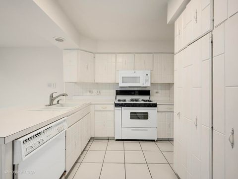 Tiny photo for 1117 Barberry Court, Downers Grove, IL 60515 (MLS # 12625917)