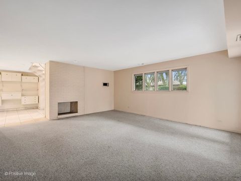 Tiny photo for 1117 Barberry Court, Downers Grove, IL 60515 (MLS # 12625917)