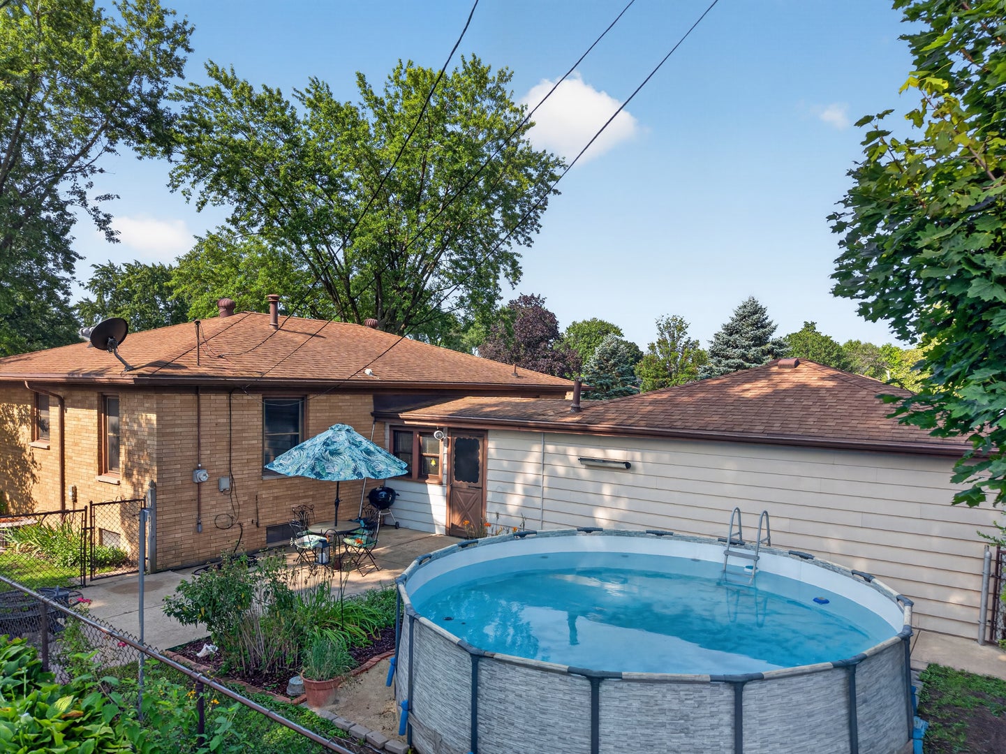 1522 Manhatten Drive