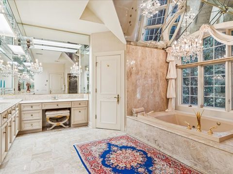 Tiny photo for 1719 Midwest Club Parkway, Oak Brook, IL 60523 (MLS # 12561671)