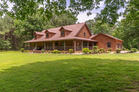 Photo of 13602 Greenbriar Road, Carterville, IL 62918 (MLS # 12669179)