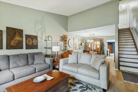 Tiny photo for 323 Morningside Drive #B, Bloomingdale, IL 60108 (MLS # 12525309)