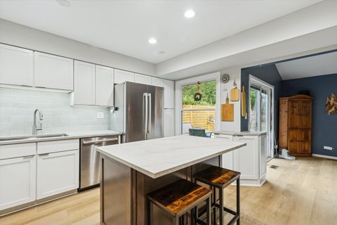 Tiny photo for 323 Morningside Drive #B, Bloomingdale, IL 60108 (MLS # 12525309)