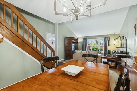 Tiny photo for 323 Morningside Drive #B, Bloomingdale, IL 60108 (MLS # 12525309)