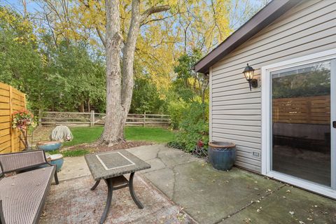 Tiny photo for 323 Morningside Drive #B, Bloomingdale, IL 60108 (MLS # 12525309)
