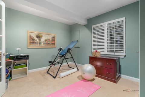 Tiny photo for 60 S Canterbury Court, Lake Forest, IL 60045 (MLS # 12584064)