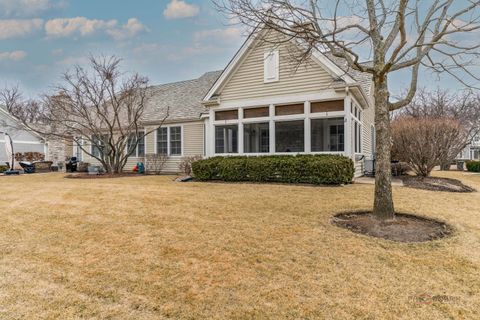 Tiny photo for 60 S Canterbury Court, Lake Forest, IL 60045 (MLS # 12584064)