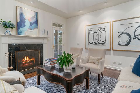 Tiny photo for 60 S Canterbury Court, Lake Forest, IL 60045 (MLS # 12584064)