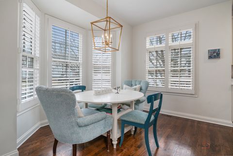 Tiny photo for 60 S Canterbury Court, Lake Forest, IL 60045 (MLS # 12584064)