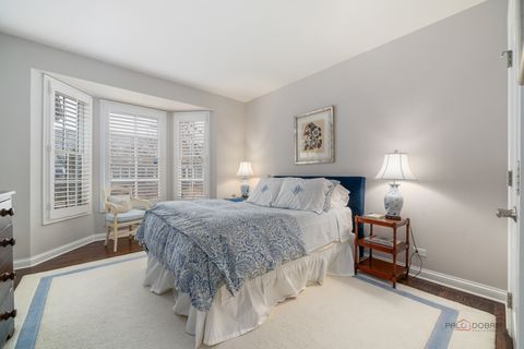 Tiny photo for 60 S Canterbury Court, Lake Forest, IL 60045 (MLS # 12584064)