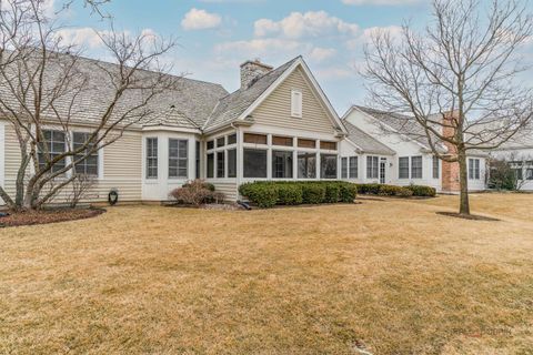 Tiny photo for 60 S Canterbury Court, Lake Forest, IL 60045 (MLS # 12584064)