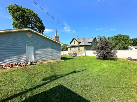 Tiny photo for 401 S Jackson Street, Flanagan, IL 61740 (MLS # 12741908)