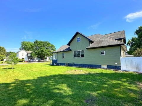 Tiny photo for 401 S Jackson Street, Flanagan, IL 61740 (MLS # 12741908)