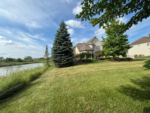 Tiny photo for 2 Wood Oaks Drive, South Barrington, IL 60010 (MLS # 12441977)
