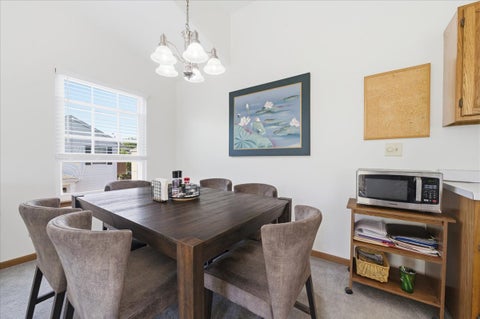 Tiny photo for 725 Fieldcrest Drive #C, South Elgin, IL 60177 (MLS # 12666995)