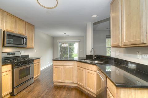 Tiny photo for 531 METROPOLITAN Street, Aurora, IL 60502 (MLS # 12505449)