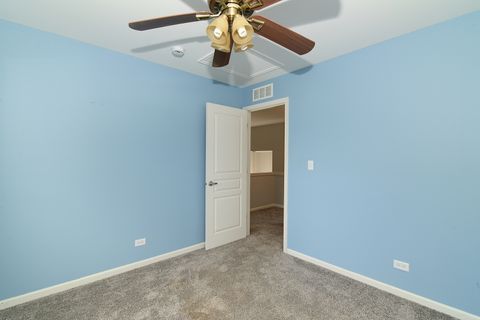 Tiny photo for 531 METROPOLITAN Street, Aurora, IL 60502 (MLS # 12505449)