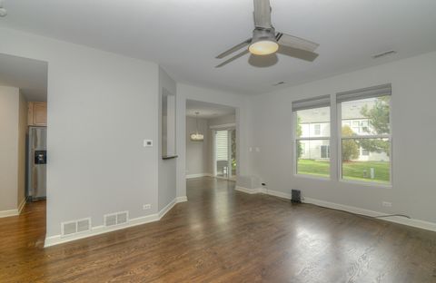 Tiny photo for 531 METROPOLITAN Street, Aurora, IL 60502 (MLS # 12505449)