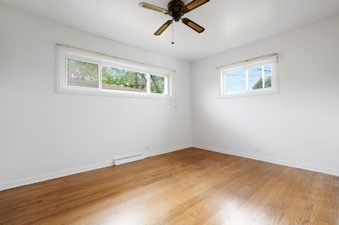 Tiny photo for Palatine, IL 60067 (MLS # 12630430)