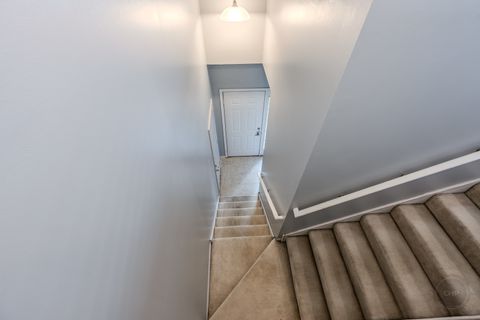 Tiny photo for 1136 E Cambria South Lane #1136, Lombard, IL 60148 (MLS # 12676153)