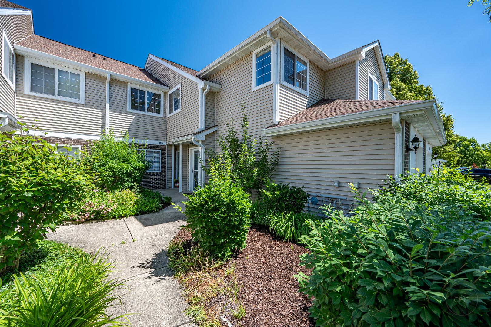 1136 E Cambria South Lane 1136
