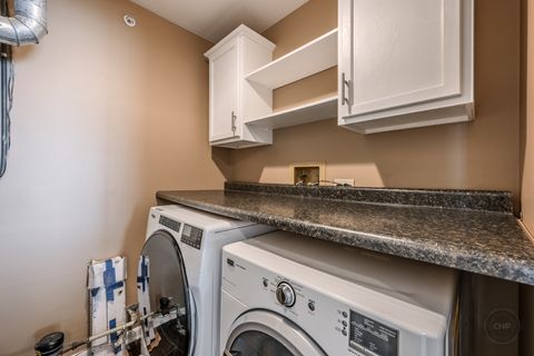 Tiny photo for 1136 E Cambria South Lane #1136, Lombard, IL 60148 (MLS # 12676153)