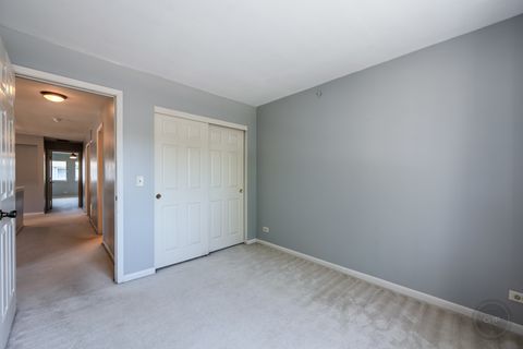 Tiny photo for 1136 E Cambria South Lane #1136, Lombard, IL 60148 (MLS # 12676153)