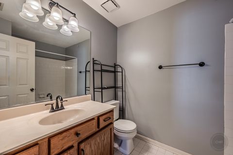 Tiny photo for 1136 E Cambria South Lane #1136, Lombard, IL 60148 (MLS # 12676153)