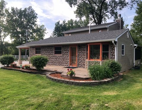 Photo of 15058 W 147th Street, Homer Glen, IL 60491 (MLS # 12614272)