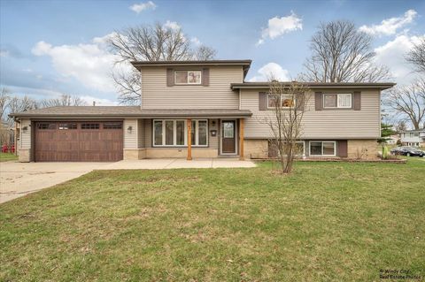 747 S Wisconsin Avenue Addison IL 60101