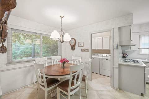 Tiny photo for 2724 Old Glenview Road, Wilmette, IL 60091 (MLS # 12687642)
