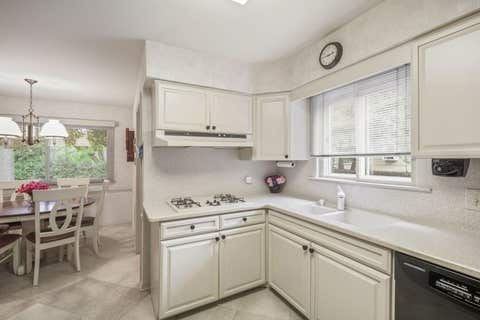 Tiny photo for 2724 Old Glenview Road, Wilmette, IL 60091 (MLS # 12687642)