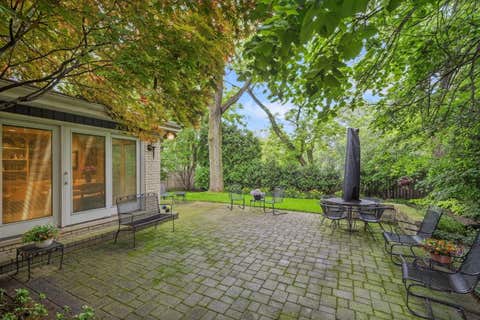 Tiny photo for 2724 Old Glenview Road, Wilmette, IL 60091 (MLS # 12687642)